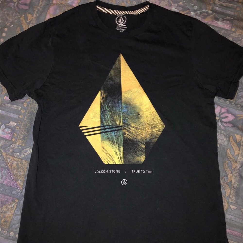 Black Volcom Tee